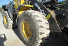 2011 KOMATSU WA 320