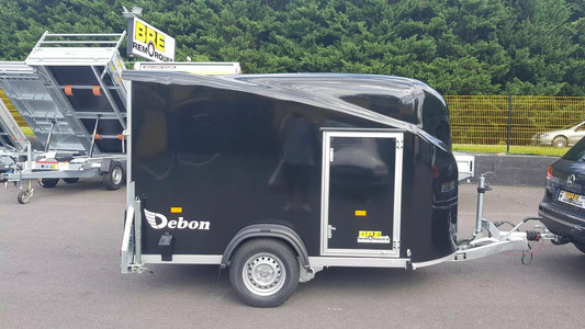 DEBON – FARBIGE LADERTÜR