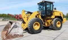 Caterpillar 930M – Lader, Baujahr 2015