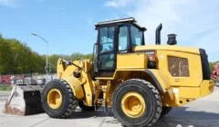 Caterpillar 930M – Lader, Baujahr 2015