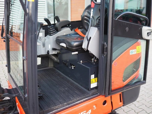 Kubota KX 016-4 + 3 SCHAUFELN – Mini Pelle 1,6T