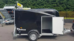 DEBON – FARBIGE LADERTÜR