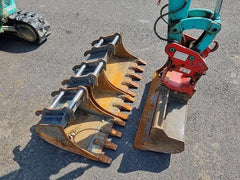Kobelco SK17 SR-3 + 3 Becher