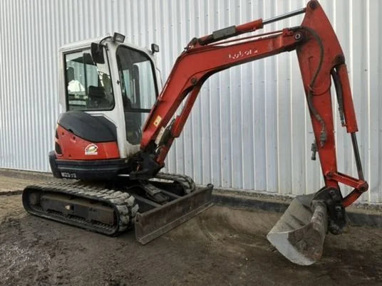 KUBOTA U25-3 Alpha Kabine + 3 Schaufeln – 2,6-Tonnen-Minibagger