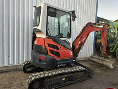 KUBOTA U25-3 Alpha Kabine + 3 Schaufeln – 2,6-Tonnen-Minibagger